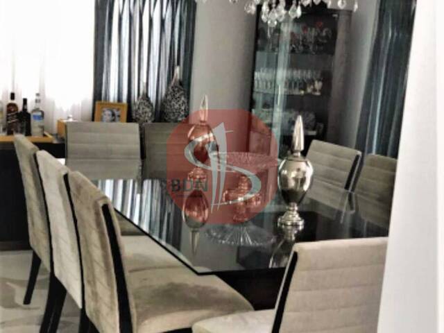 Casa para Venda em Arujá - 2