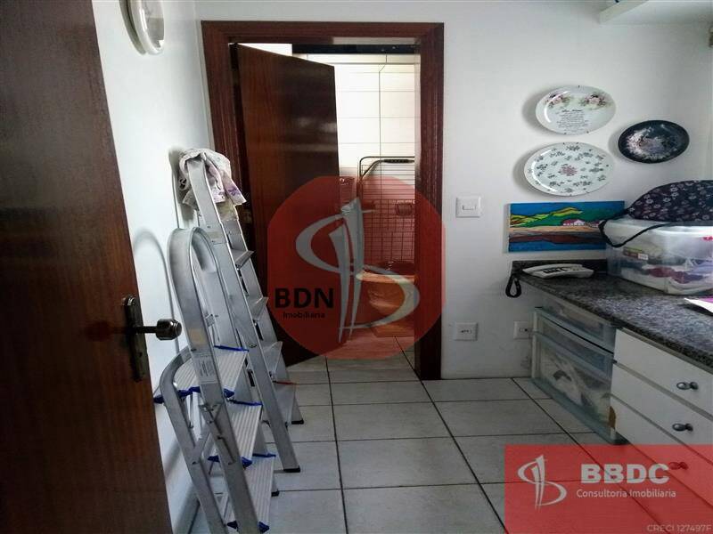 Apartamento, 3 quartos, 246 m² - Foto 8