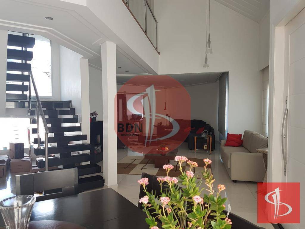 Casa, 4 quartos, 300 m² - Foto 9