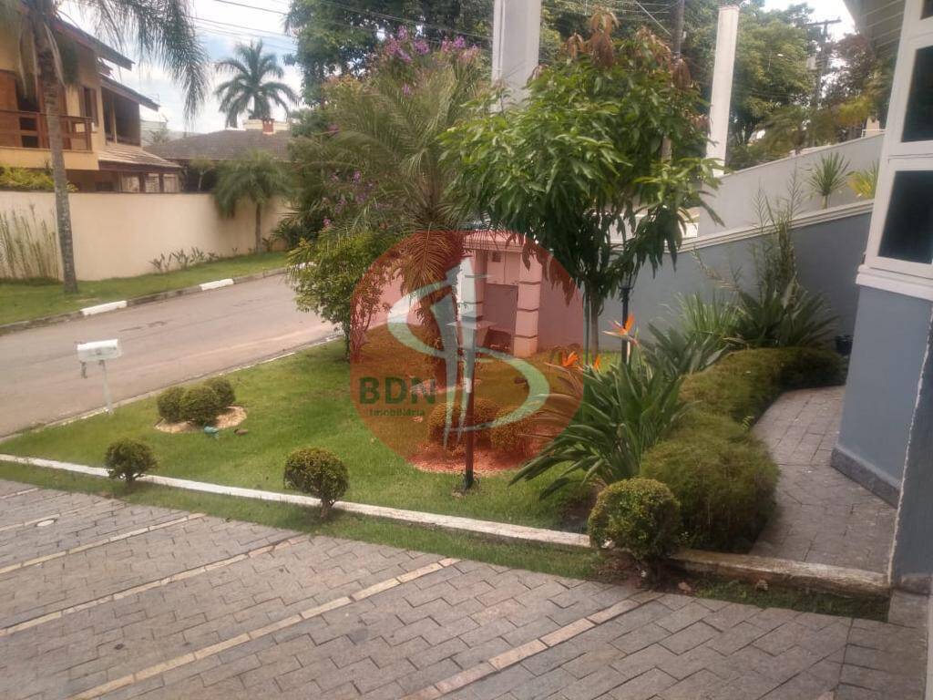 Casa, 3 quartos, 270 m² - Foto 2