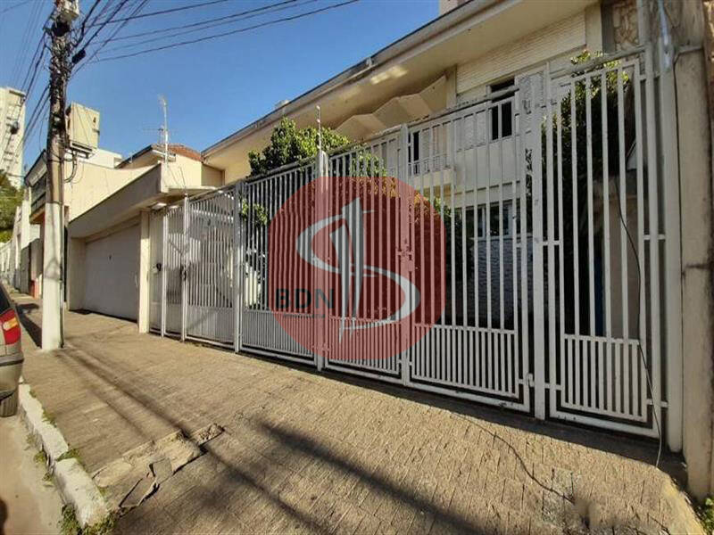 Sobrado para alugar com 3 quartos, 632m² - Foto 1