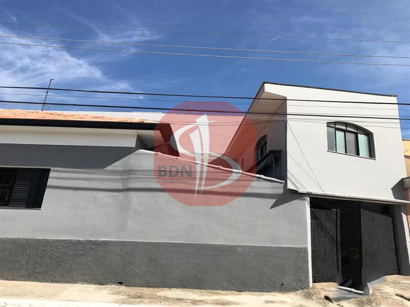 Casa à venda com 3 quartos, 112m² - Foto 7