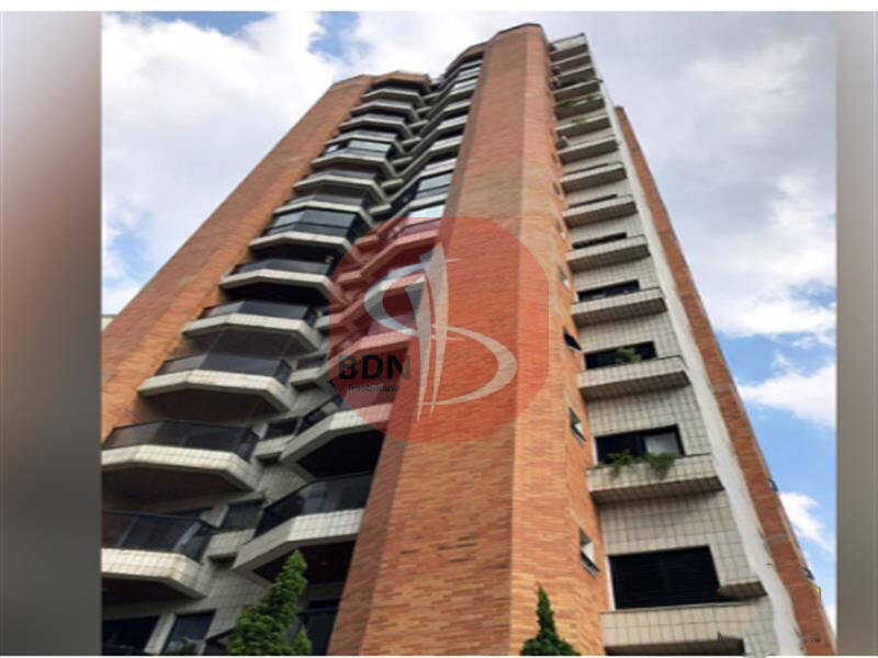 Apartamento, 3 quartos, 135 m² - Foto 1