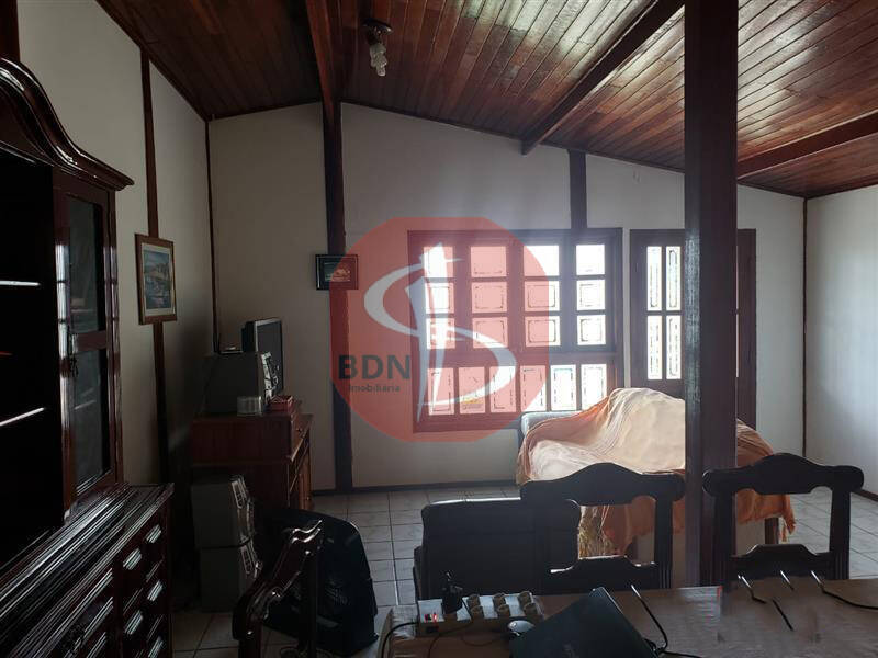 Chácara à venda com 3 quartos, 2576m² - Foto 6