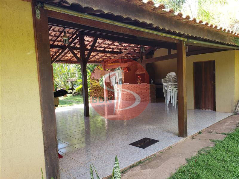 Chácara à venda com 3 quartos, 2576m² - Foto 8