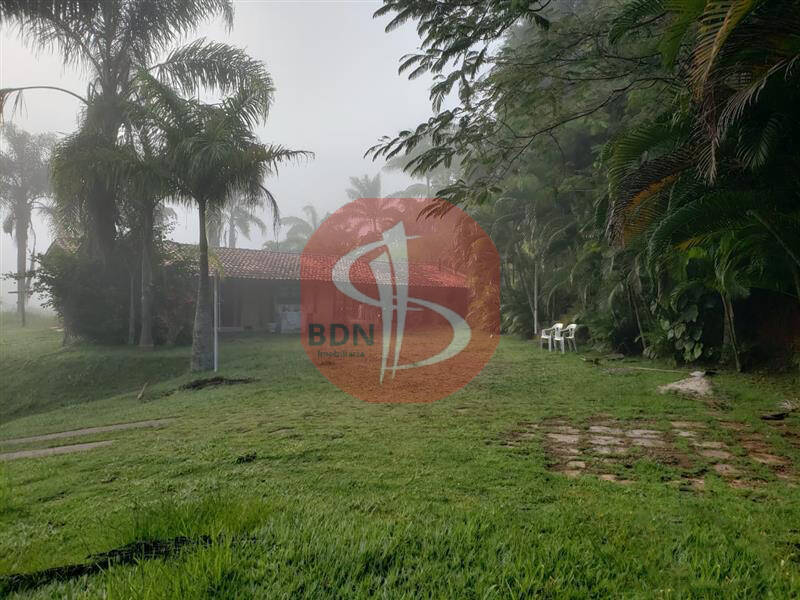 Chácara à venda com 3 quartos, 2576m² - Foto 10