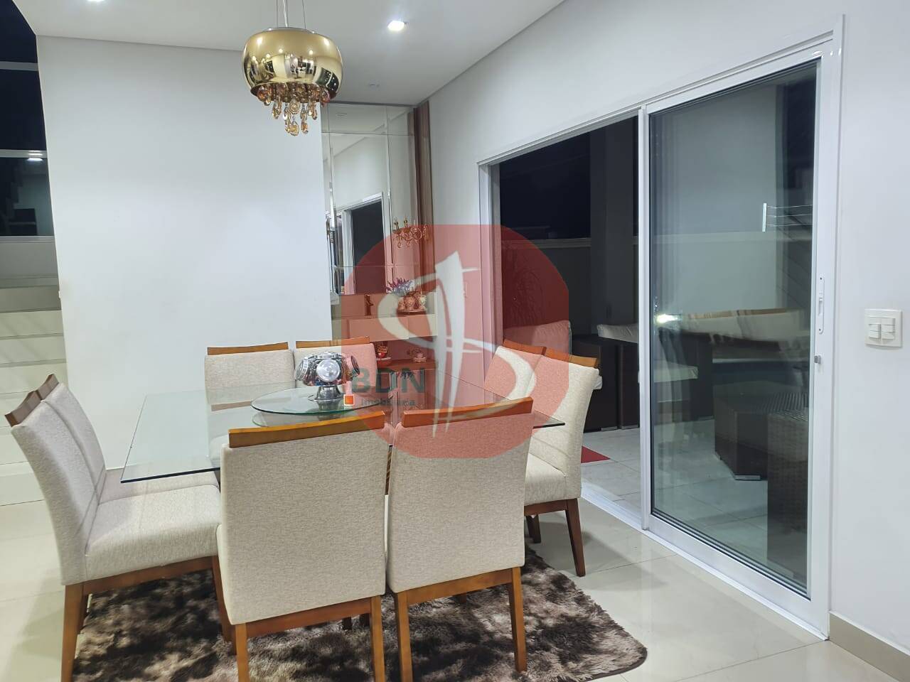 Casa, 3 quartos, 300 m² - Foto 1