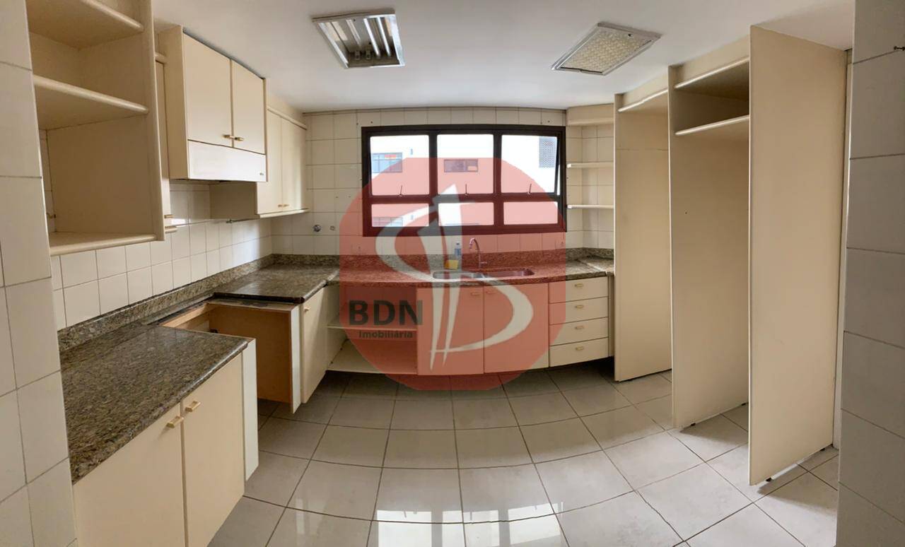 Apartamento, 4 quartos, 200 m² - Foto 14