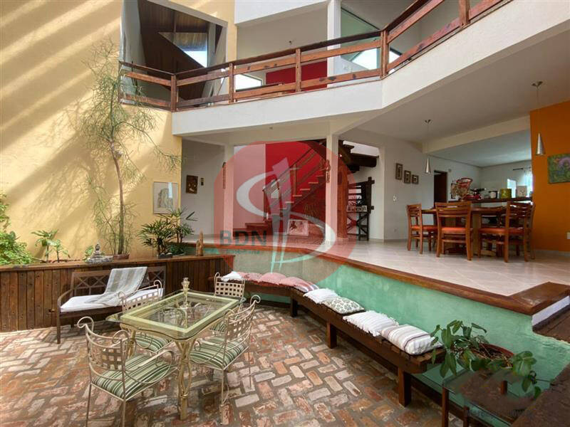 Chácara à venda com 4 quartos, 400m² - Foto 3