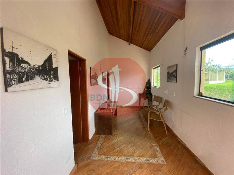 Chácara à venda com 4 quartos, 400m² - Foto 16