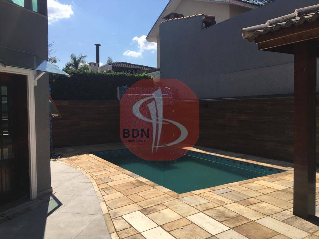 Casa à venda com 3 quartos, 300m² - Foto 14