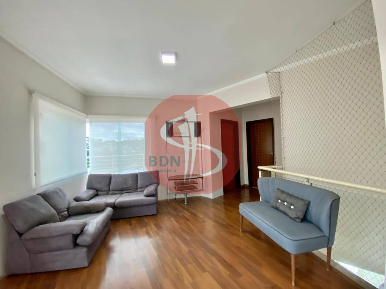 Casa para alugar com 4 quartos, 620m² - Foto 3