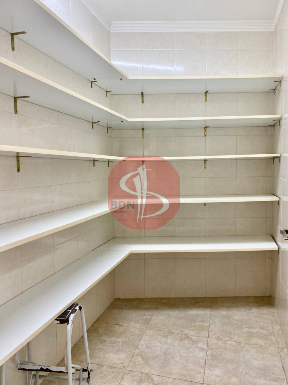 Casa para alugar com 4 quartos, 620m² - Foto 6