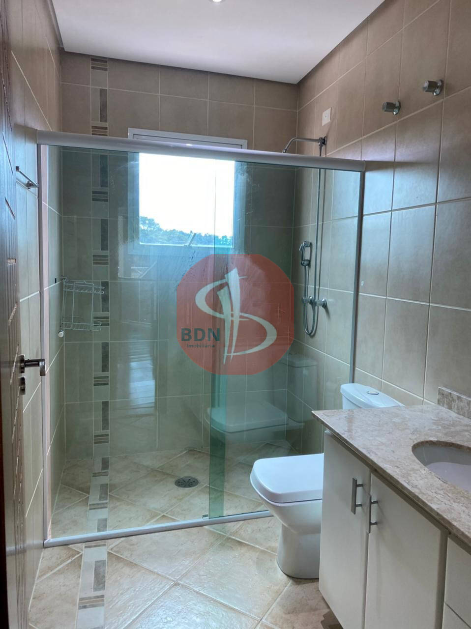Casa para alugar com 4 quartos, 620m² - Foto 9