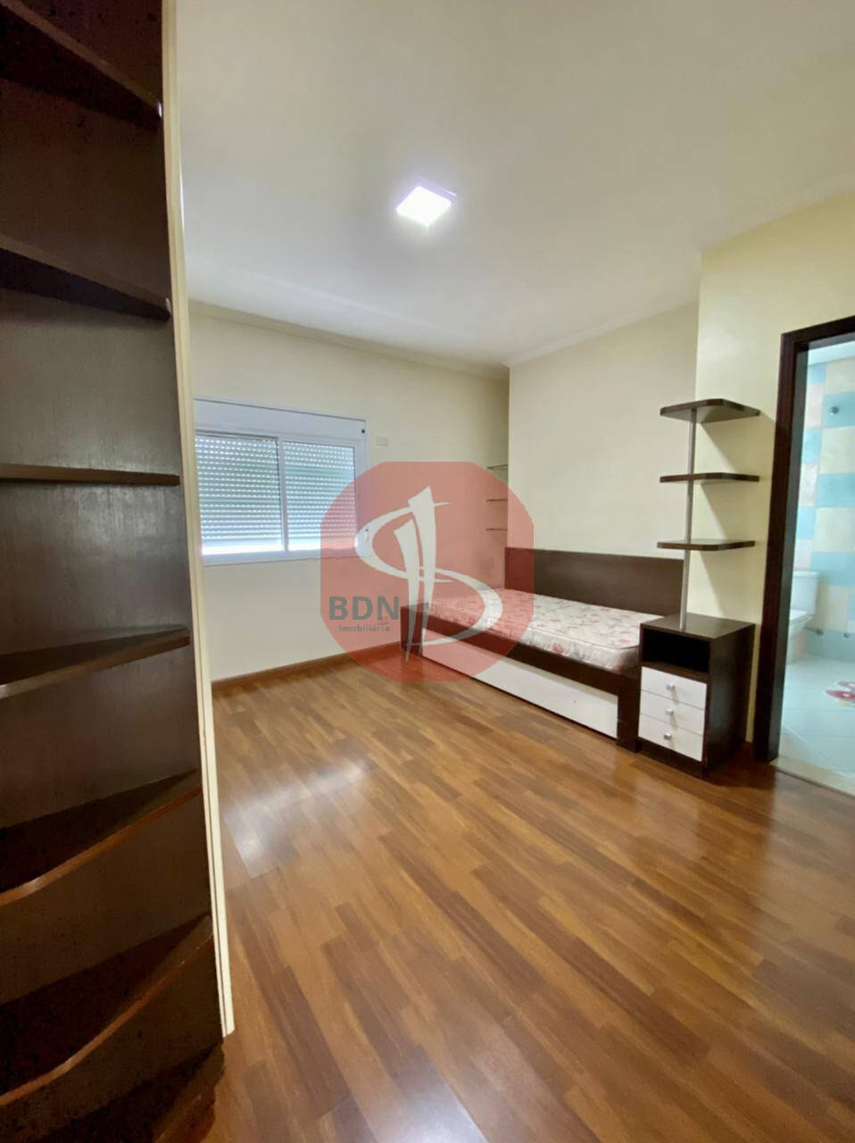 Casa para alugar com 4 quartos, 620m² - Foto 24
