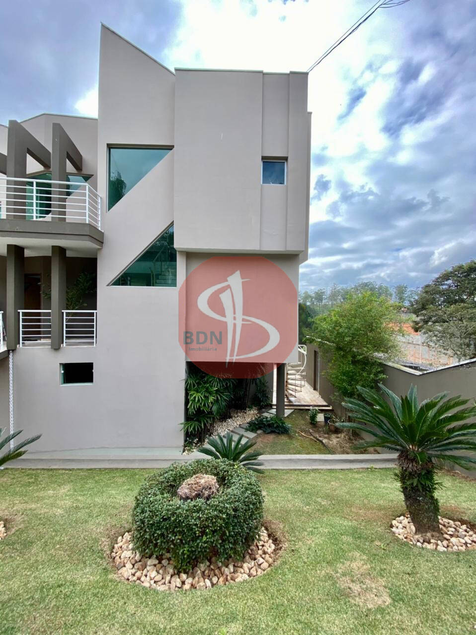Casa para alugar com 4 quartos, 620m² - Foto 21