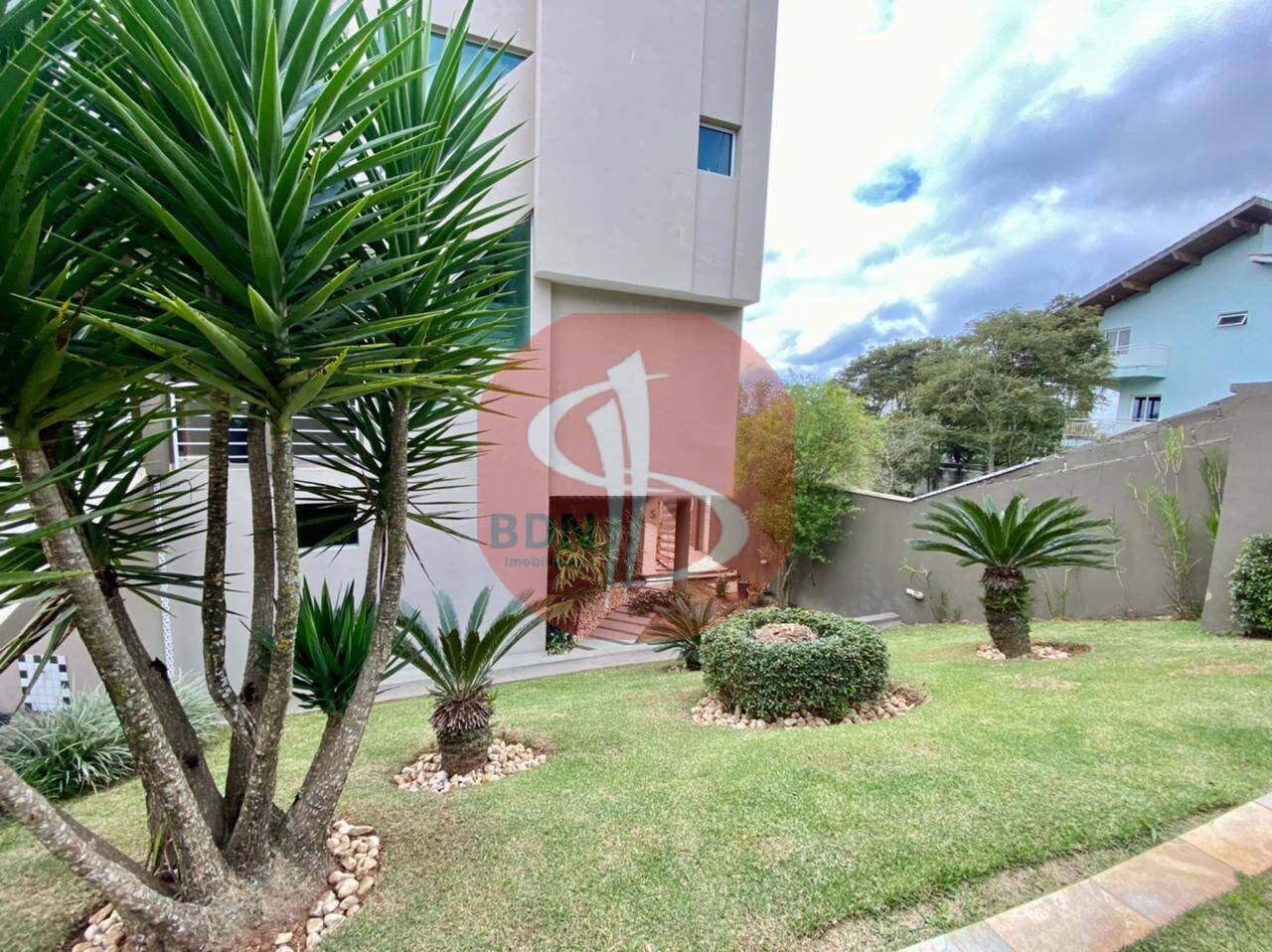 Casa para alugar com 4 quartos, 620m² - Foto 20