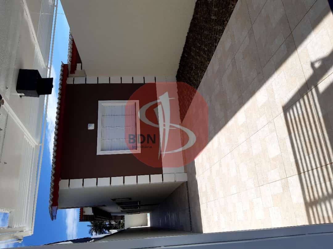 Casa à venda com 3 quartos, 82m² - Foto 8