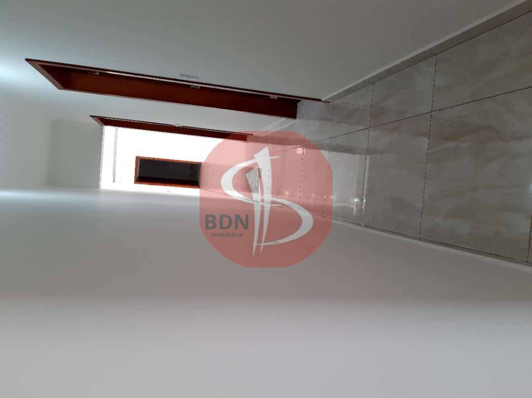Casa à venda com 3 quartos, 82m² - Foto 12