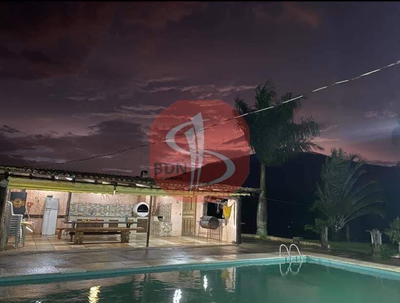 Chácara à venda com 4 quartos, 5531m² - Foto 32
