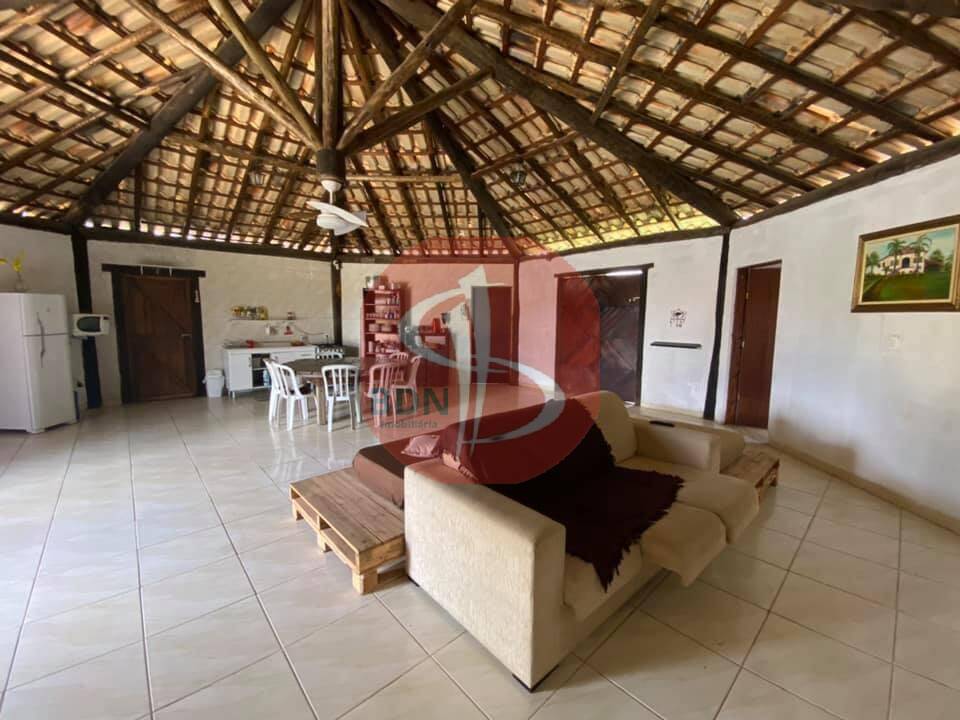 Chácara à venda com 4 quartos, 5531m² - Foto 1