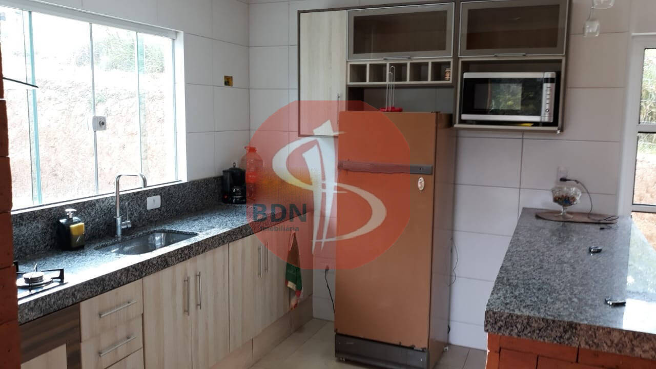 Chácara à venda com 3 quartos, 2500m² - Foto 10