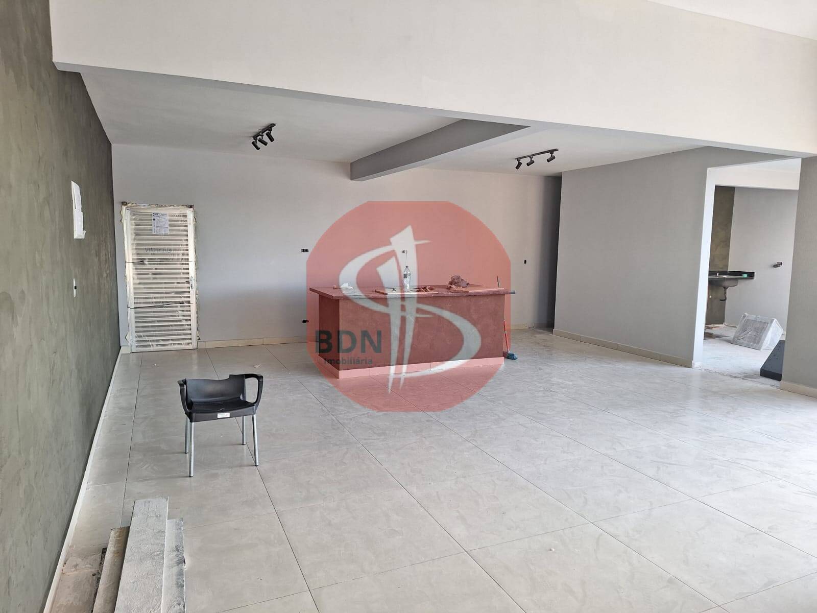 Casa à venda com 4 quartos, 250m² - Foto 7